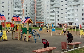 Ремонтные работы на детской площадке по адресу ул. Целинная, 45