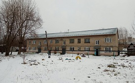 Монтаж снегозадержателей на крыше дома по адресу ул. Камская, 10