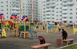 Ремонтные работы на детской площадке по адресу ул. Целинная, 45 Ремонтные работы на детской площадке по адресу ул. Целинная, 45