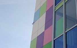 Установка системы видеонаблюдения на фасаде дома по адресу ул. Кронштадтская, 47 Установка системы видеонаблюдения на фасаде дома по адресу ул. Кронштадтская, 47