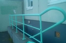 Покраска металлических ограждений
