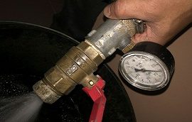 Испытания системы внутреннего пожарного водопровода в домах