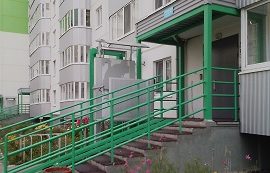Окрашивание ограждений дома по адресу ул. Красавинская, 6