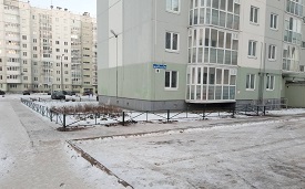 Установка ограждений на придомовой территории по адресу ул. Делегатская, 35а