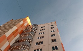 Очистка кровли домов от снежных навесов и наледи Очистка кровли домов от снежных навесов и наледи
