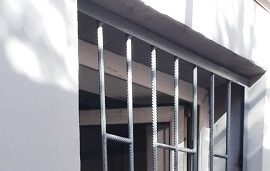 Установка решеток на подвальные окна дома по адресу ул. Кронштадтская, 47 Установка решеток на подвальные окна дома по адресу ул. Кронштадтская, 47