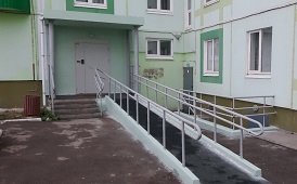 Ремонт входных групп дома по адресу ул. Зеленая, 3/1Б