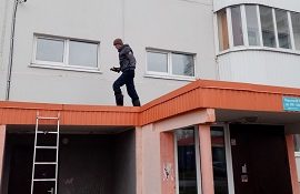 Ремонт кровли входной группы дома по адресу ул. Целинная, 45 Ремонт кровли входной группы дома по адресу ул. Целинная, 45