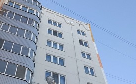 Уборка снежных навесов и наледи с кровли домов Уборка снежных навесов и наледи с кровли домов