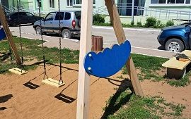 Ремонтные работы на детской площадке дома по адресу ул. Зеленая, 3/1Г