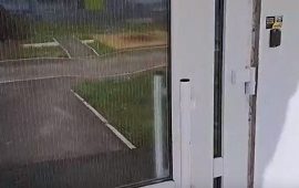 Ремонт дверей в домах по адресу ул. Гашкова, 51 и 58