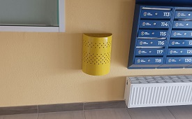 Установка ящиков под мусор в доме по адресу ул. Ординская, 10/2