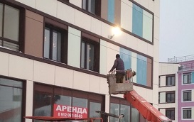 Замена светильников на доме по адресу ул. Борцов Революции, 1а корпус 1