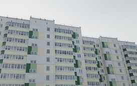 Очистка кровли домов от снега и наледи