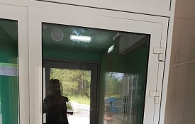 Монтаж стеклопакета в доме по адресу ул. Борцов Революции, 1а к.8