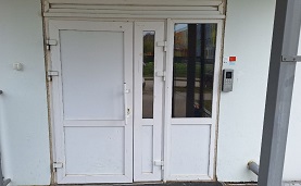 Ремонт дверей в доме по адресу ул. Артемьевская, 2