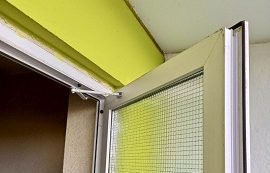 Ремонт входных дверей в доме по адресу ул. Гашкова, 51 Ремонт входных дверей в доме по адресу ул. Гашкова, 51