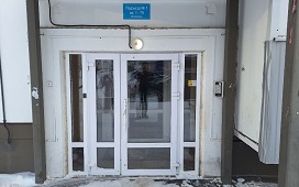 Замена дверей в доме по адресу ул. Строителей, 9