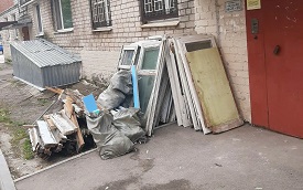 Вывоз мусора с придомовых территорий