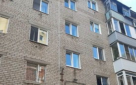 Установка окон в подъезде дома по адресу ул. Мира, 8