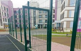 Ремонт калитки на спортплощадке по адресу ул. Борцов Революции, 1а Ремонт калитки на спортплощадке по адресу ул. Борцов Революции, 1а